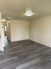 2014 Spruce Cir in Anderson, CA - Building Photo - Building Photo