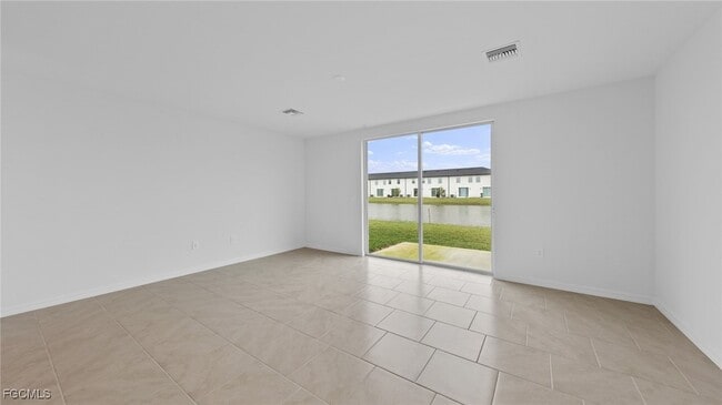 4231 Caterina Ct in North Fort Myers, FL - Building Photo - Building Photo