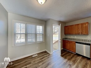 108 Lippizanner Pl in Zebulon, NC - Foto de edificio - Building Photo