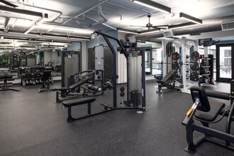 Vista at Summit in Rogers, AR - Building Photo - Interior Photo