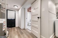 860 W 33rd St photo'