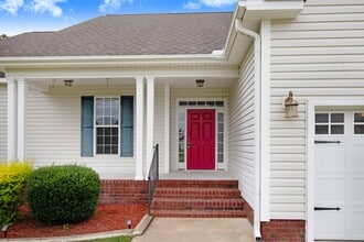 200 Poplar Knoll Rd in Pikeville, NC - Building Photo - Building Photo