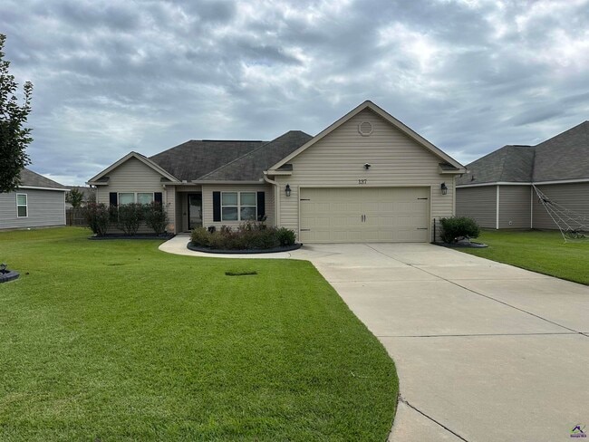 property at 137 Worchester Cir