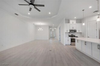 8147 Lucello Ter S in Naples, FL - Building Photo - Building Photo