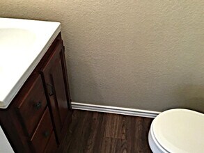 8802 Mission Mdw in San Antonio, TX - Building Photo - Building Photo