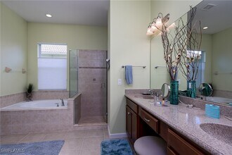 26414 Doverstone St in Bonita Springs, FL - Building Photo - Building Photo