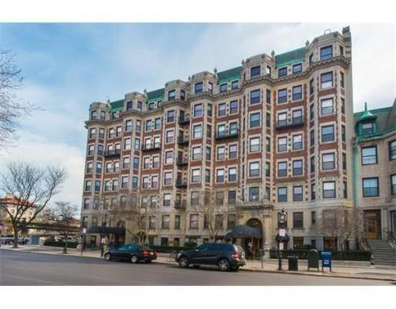 466 Commonwealth Ave, Unit 207 in Boston, MA - Building Photo