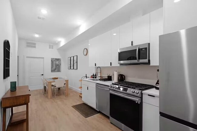 234 Webster Ave in Jersey City, NJ - Building Photo - Building Photo