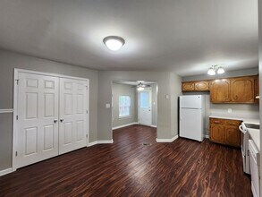 424 Pacific Ave in Oak Grove, KY - Building Photo - Building Photo