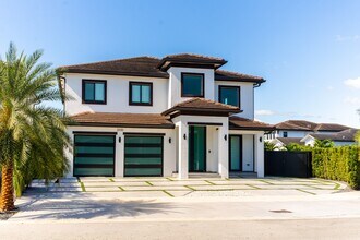 2030 SW 145th Ave in Miami, FL - Building Photo - Building Photo