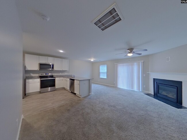 1079 Crescent Moon Lp in Hopkins, SC - Building Photo - Building Photo