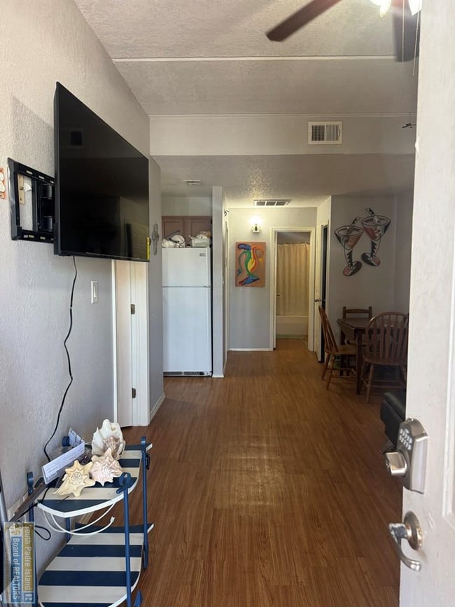 123 E Morningside Dr in South Padre Island, TX - Building Photo - Building Photo