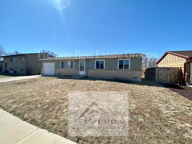 550 Avenida Del Cielo in Fountain, CO - Building Photo - Building Photo