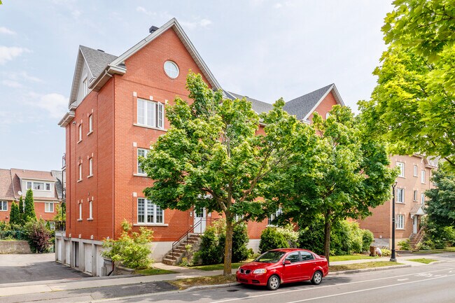 1805 Alexis-Nihon Boul in St. Laurent, QC - Building Photo - Building Photo