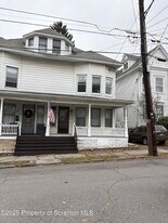 31 Washington St in Carbondale, PA - Building Photo