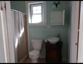 1004 W 5th Ave in Gastonia, NC - Foto de edificio - Building Photo