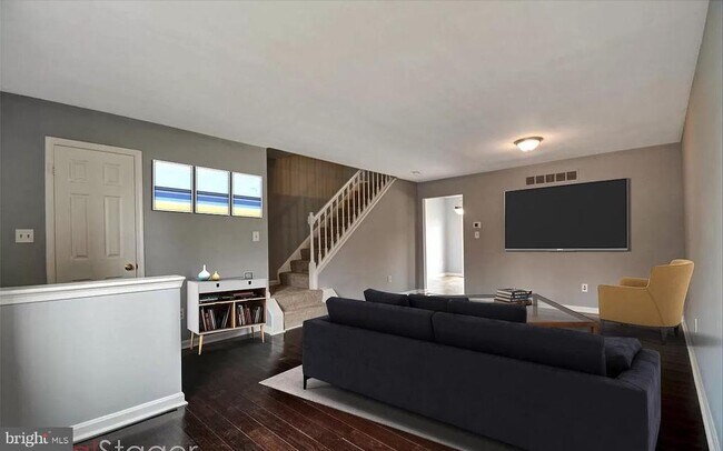 8725 Yvonne Ct Way in Parkville, MD - Building Photo - Building Photo