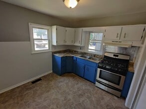 1123 S Noble St in Shelbyville, IN - Building Photo - Building Photo