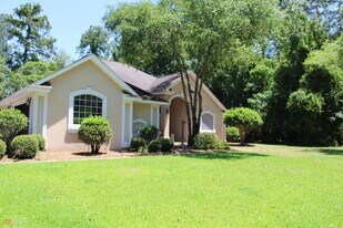 203 Carrington Way in Kingsland, GA - Building Photo