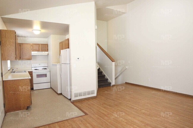 518 S Howes St in Fort Collins, CO - Foto de edificio - Building Photo