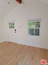 315 N Venice Blvd-Unit -2 in Los Angeles, CA - Building Photo - Building Photo