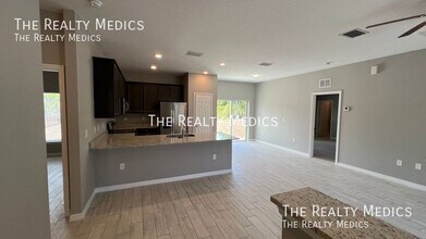736 Halton Ave SW in Palm Bay, FL - Building Photo - Building Photo