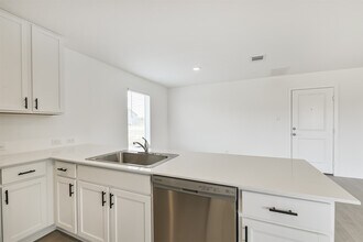 18736 Barrichello Dr in Conroe, TX - Building Photo - Building Photo