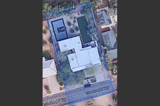 4042 E Saint Joseph Way in Phoenix, AZ - Building Photo - Building Photo