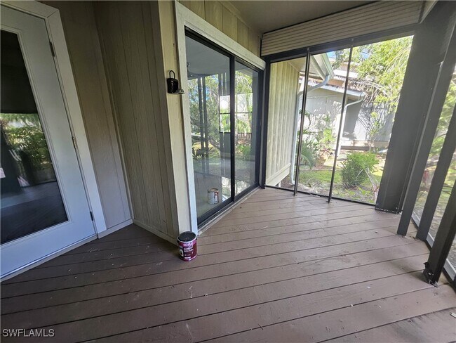 17758 Park Village Blvd in Ft. Myers, FL - Building Photo - Building Photo
