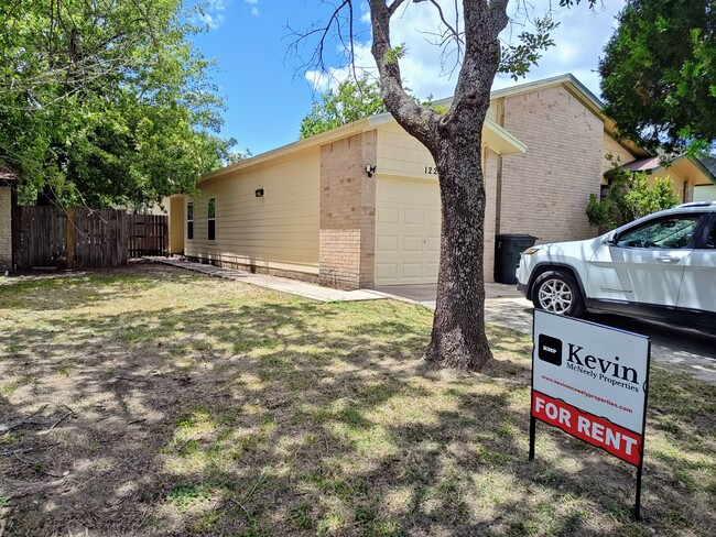property at 1222 Royal Crest Dr