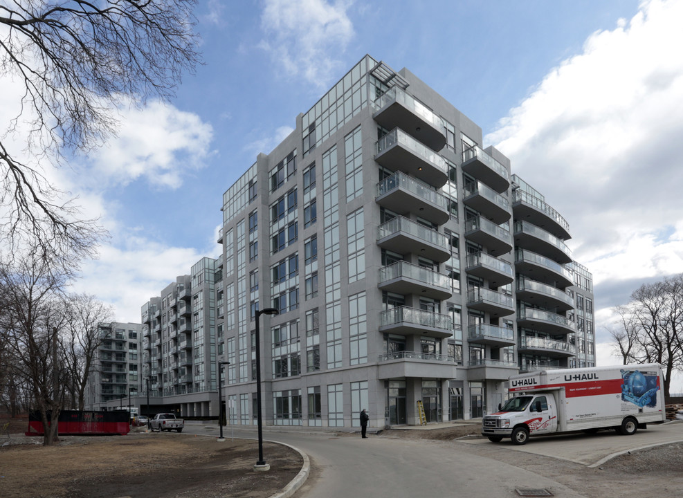 Bluwater Condominiums in Toronto, ON - Building Photo