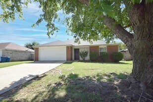 3 Burnett Cir in Bentonville, AR - Building Photo