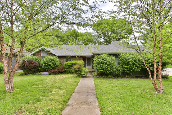 property at 3578 S Meadowlark Ave