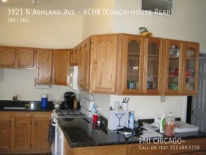 3921 N Ashland Ave, Unit #CHR (Coach-house Rear) in Chicago, IL - Building Photo - Building Photo