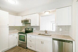1868 Mississippi Ave NE in St. Petersburg, FL - Building Photo - Building Photo