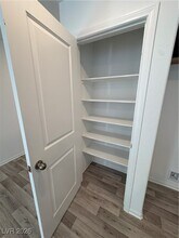 5943 Swift Lariat St in Las Vegas, NV - Foto de edificio - Building Photo