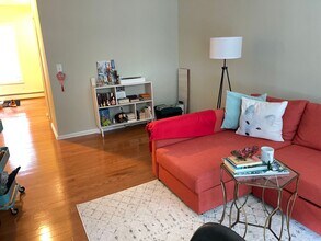 30 Nash St in New Haven, CT - Building Photo - Building Photo