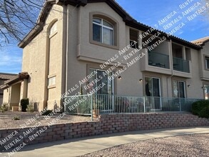 6535 E Superstition Springs Blvd, Unit 147 in Mesa, AZ - Foto de edificio - Building Photo