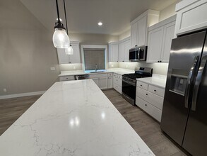 3741 Folium St in Medford, OR - Building Photo - Building Photo