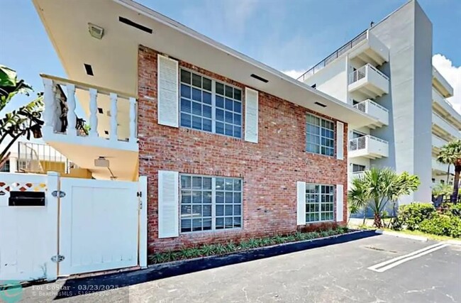 3226 NE 12th St in Pompano Beach, FL - Building Photo - Building Photo