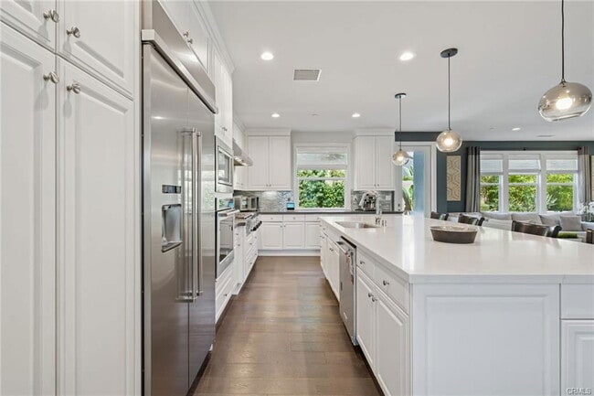 103 Diamondback in Irvine, CA - Building Photo - Building Photo