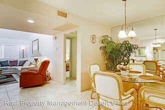255 E Avenida Granada-Unit -#422 in Palm Springs, CA - Building Photo - Building Photo