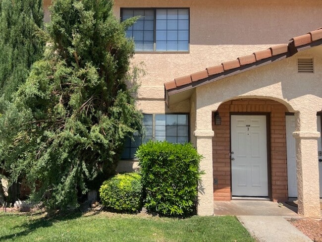 2134 W 70 S in Hurricane, UT - Building Photo - Building Photo