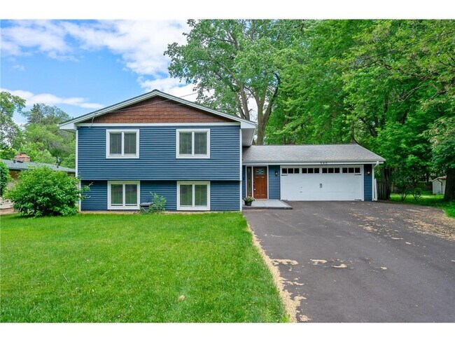 540 Orchid Ln N in Plymouth, MN - Building Photo - Building Photo