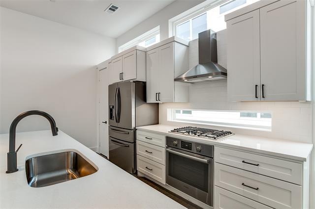 5708 Lindell Ave in Dallas, TX - Building Photo - Building Photo