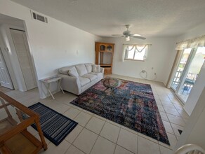 340 Base Ave E in Venice, FL - Building Photo - Building Photo