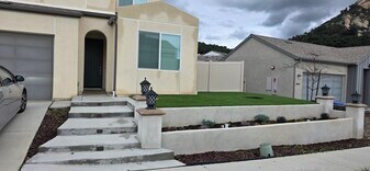 35147 Cooper Pl in Fallbrook, CA - Building Photo