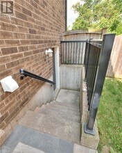 556 Netherwood Cres in Kitchener, ON - Building Photo - Building Photo