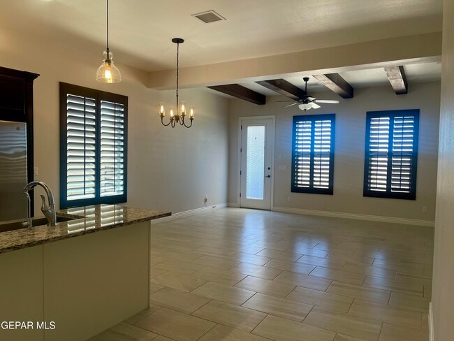 2849 Tierra Oasis St in El Paso, TX - Building Photo - Building Photo