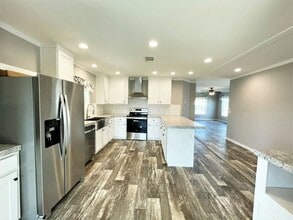 10893 SW 30th Ave in Ocala, FL - Building Photo - Building Photo